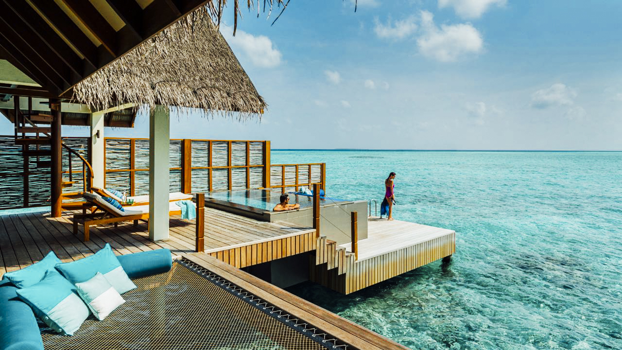 Constance Moofushi, Maldives. Luxury accommodation Indian Ocean