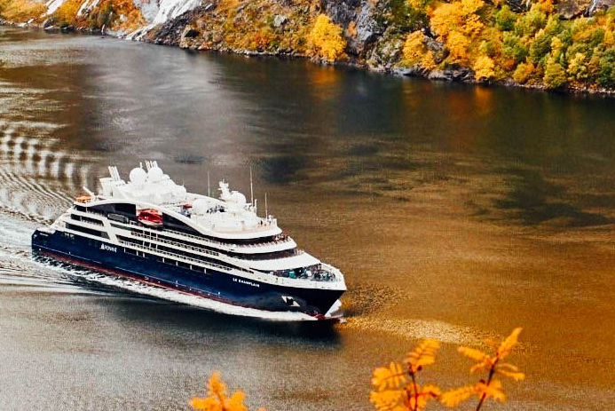 Ponant Le Champlain